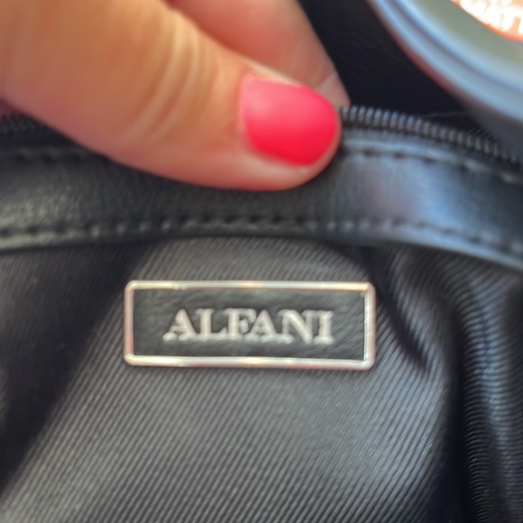 Alfani purse - Picture 4 of 7